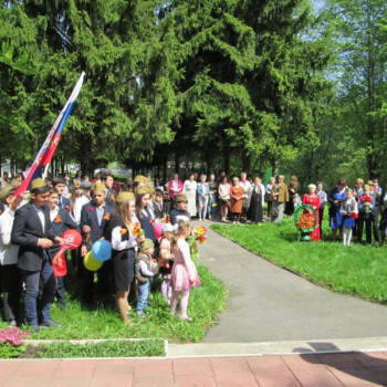 Митинг на памятнике погибшим воинам, жителям с. Архангельское, 9 мая 2018