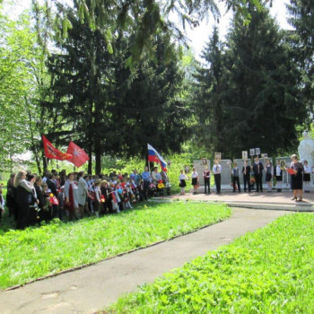 С. Архангельское. Митинг “Неугасима память поколений” у памятника воинам-односельчанам, погибшим в Великой Отечественной войне